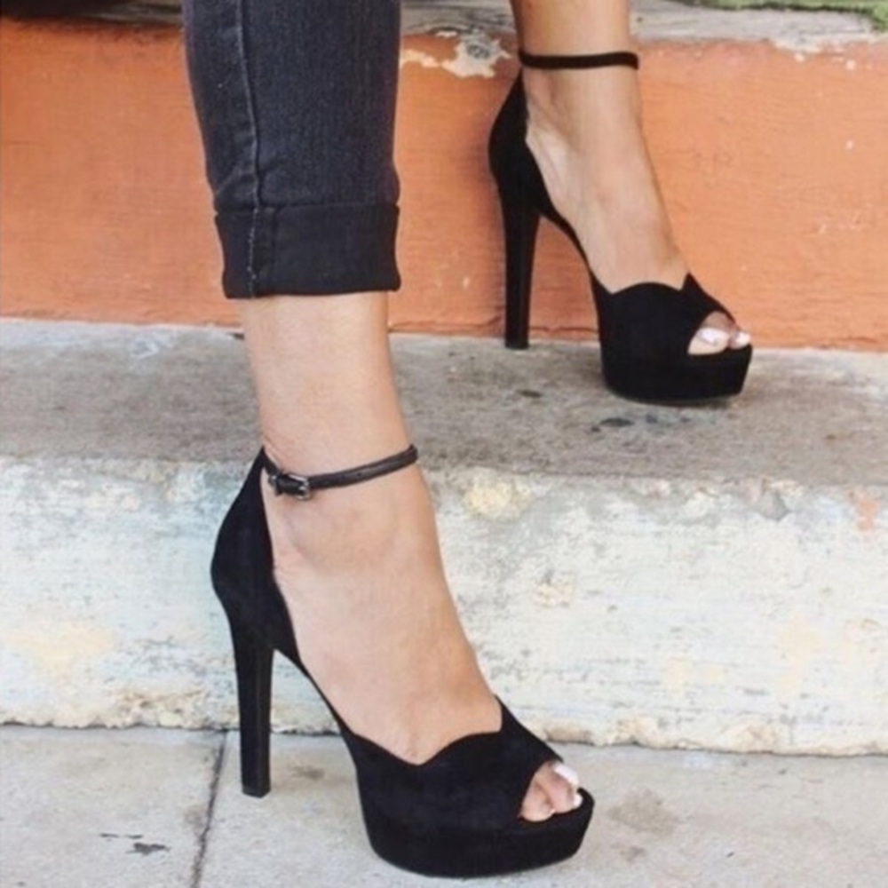 Jessica Simpson Bilick platform heel - Picture 2 of 15